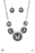 Load image into Gallery viewer, Necklace Set - Global Glamour
