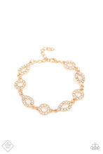 Load image into Gallery viewer, Bracelet - Royally Refined - Gold
