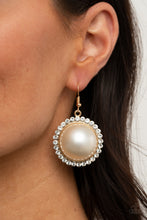 Load image into Gallery viewer, Earrings - Esteemed Elegance - Gold
