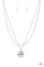 Load image into Gallery viewer, Necklace Set - Promoted to Grandma - White
