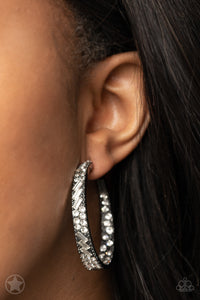 Earrings - GLITZY By Association - Gunmetal